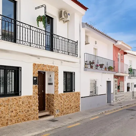 Kosta Homes - Lux Three Bed Alhaurin Centre * Alhaurín de la Torre